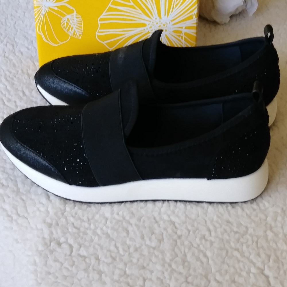 Yellow Box Edison Walking Shoe